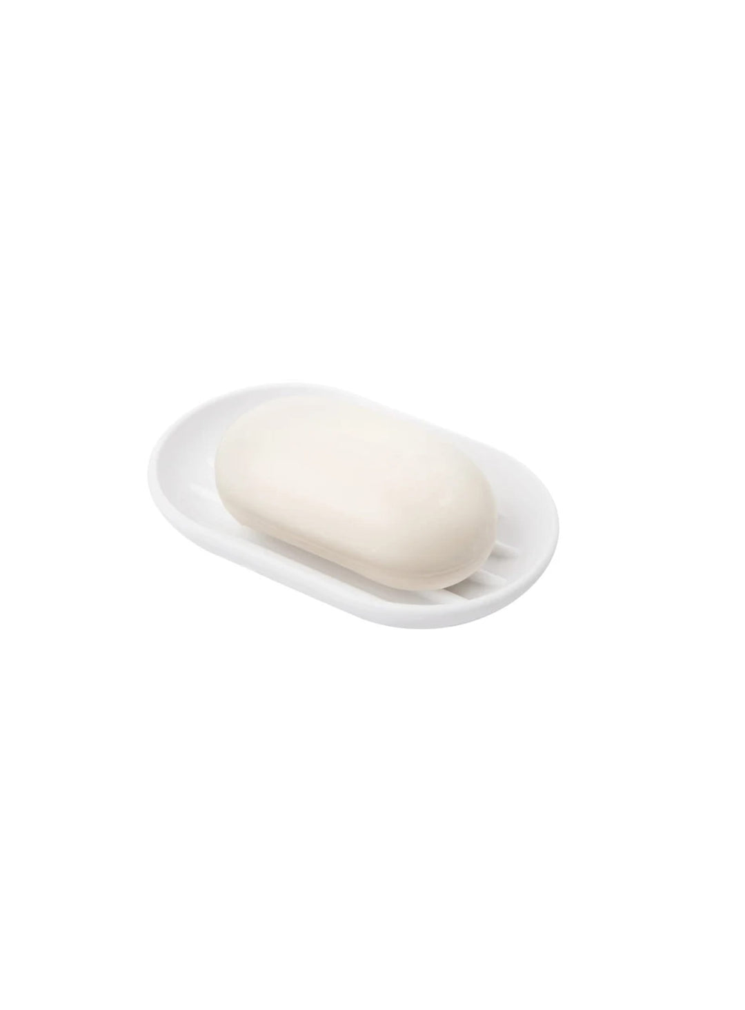 Porte-savon Touch d'Umbra au fini mat et doux, avec rainures pour permettre au savon de sécher plus rapidement.