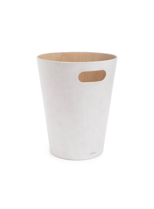 Poubelle Woodrow de Umbra poubelle design compacte 7,5 L. blanc
