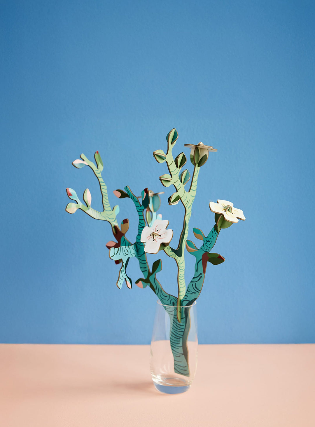 Sculpture florale Van Gogh Almond Blossom de Studio Roof, design inspiré.