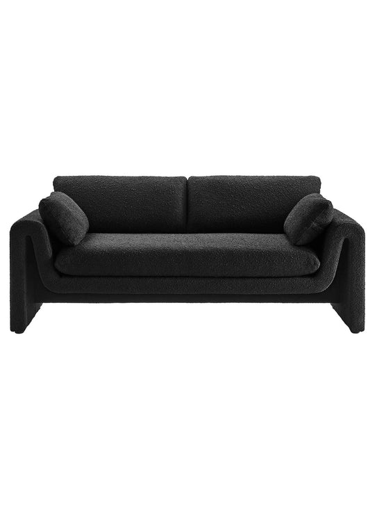 Le sofa Waverly séduit par ses lignes courbes et son confort luxueux. noir