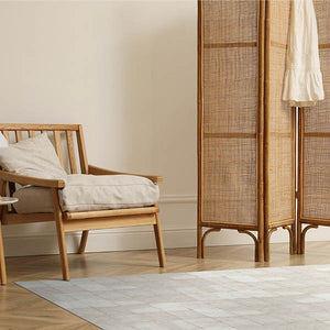 Nüspace Mobilier (Canada) présente Adama Alma, une marque internationale en forte croissance, spécialisée dans la conception et la fabrication de produits de décoration pour la maison, tels que des tapis, des napperons et les chemins de table.