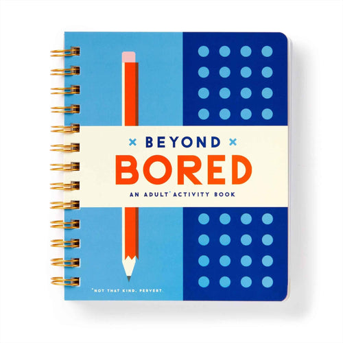 Livre d'activités Beyond Bored de Brass Monkey : 200 pages de jeux pour adultes, une pause ludique des responsabilités. Jouez, coloriez, échappez-vous avec humour.