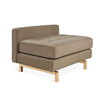 Gus* Modern Jane Lounge 2, sofa sans accoudoirs, en bois et tissu, merino mocha, naturel