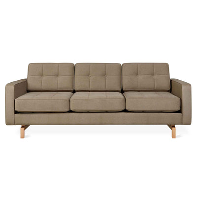 Gus* Modern Jane 2, sofa 3 places, en bois et tissu, merino mocha, naturel