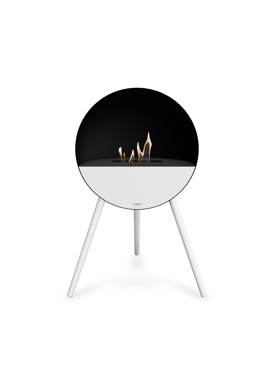 Foyer Le Feu Eye : design noir et ambiance apaisante.