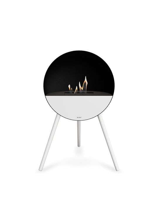 Foyer Le Feu Eye : design noir et ambiance apaisante.