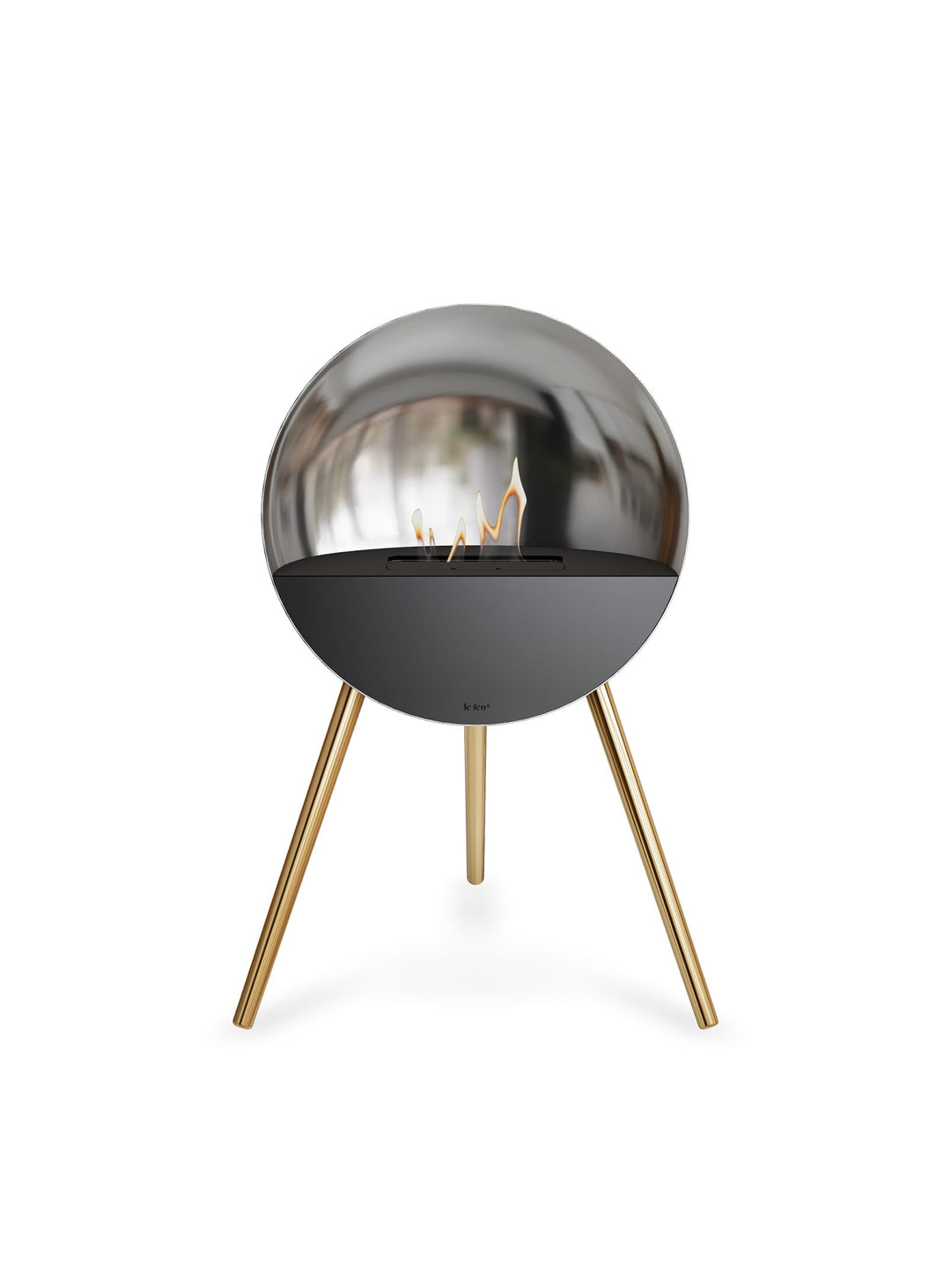 Foyer design Eye argent Le Feu : chic intemporel et feu écologique.