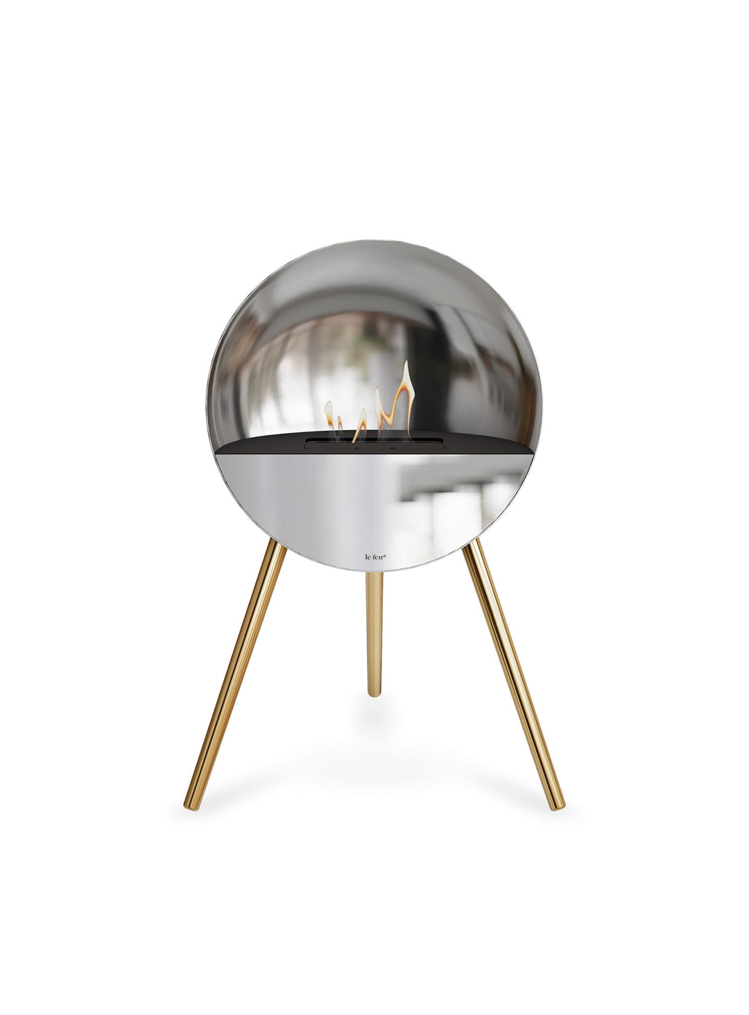 Foyer design Eye argent Le Feu : feu bioéthanol et allure raffinée.
