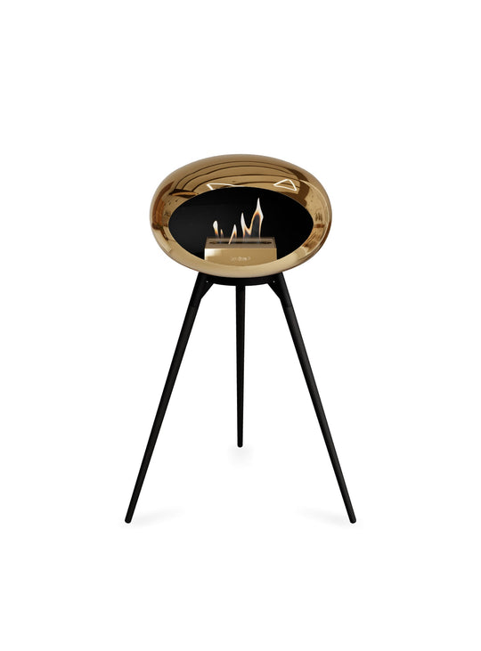 Foyer design Le Feu Ground High Dome : feu d’ambiance et reflets métalliques.