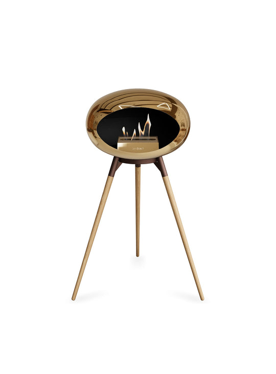 Foyer Ground High Dome Le Feu or rose : design danois et feu lumineux.