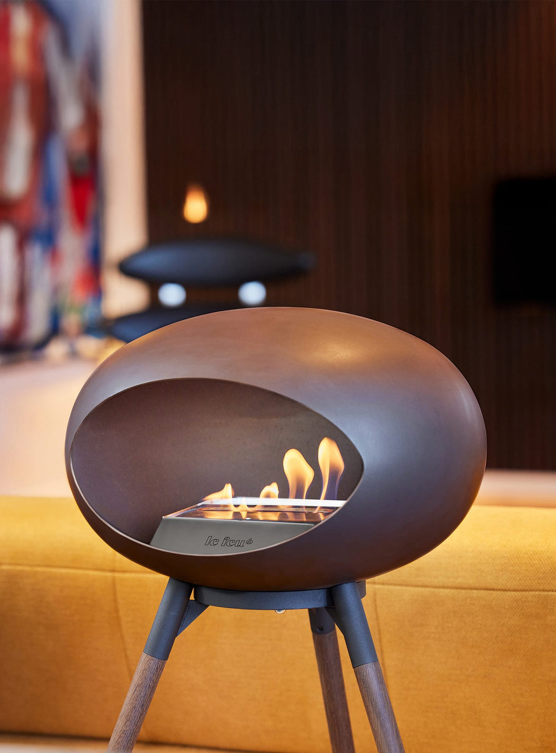 Foyer bioéthanol Ground High Dome Le Feu Mocca : feu propre et design chic.