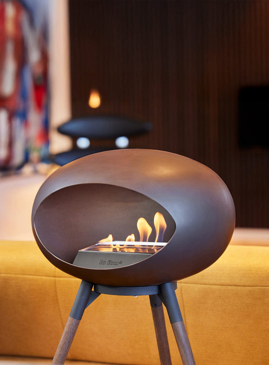 Foyer bioéthanol Ground High Dome Le Feu Mocca : feu propre et design chic.