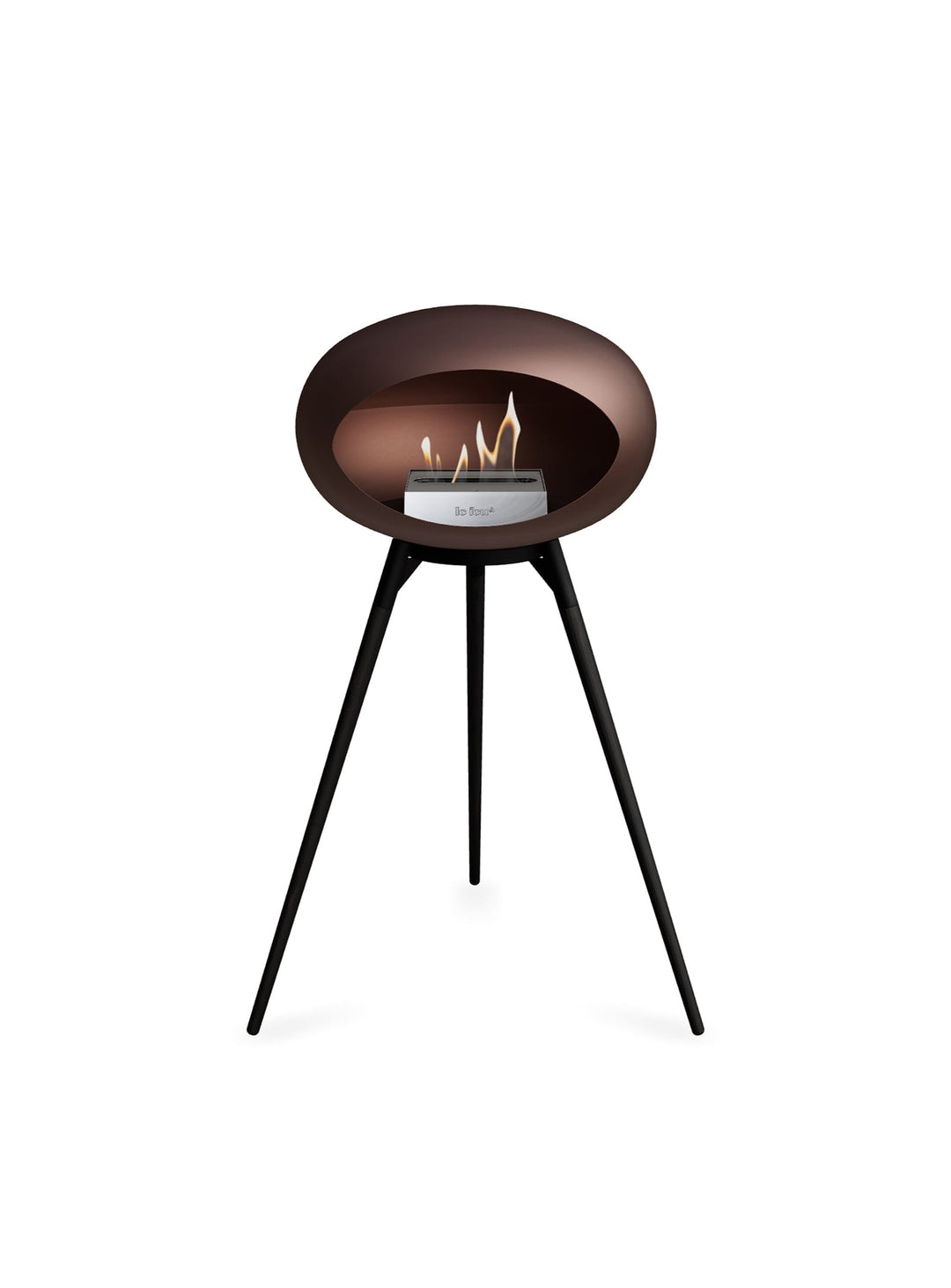 Foyer design Ground High Dome Mocca Le Feu : feu sans conduit et style chic.