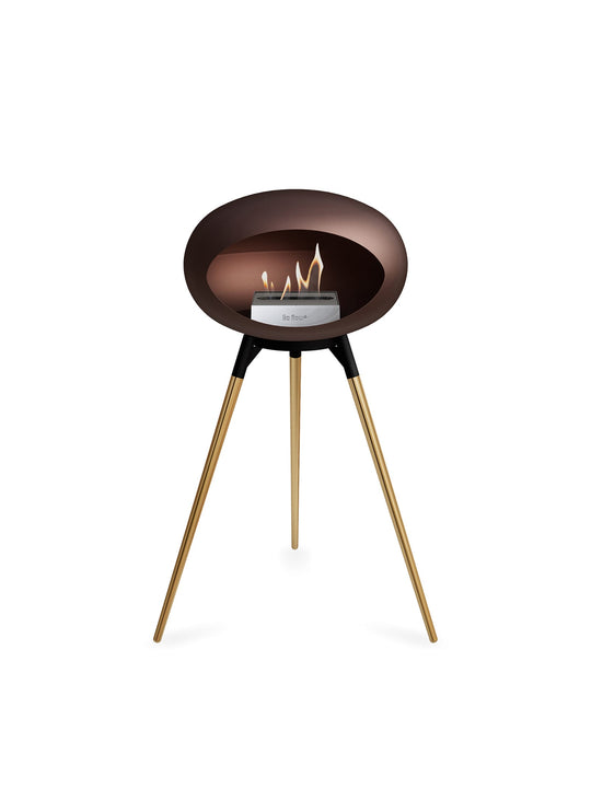 Foyer bioéthanol Ground High Dome Le Feu : feu durable et teinte brun profond.