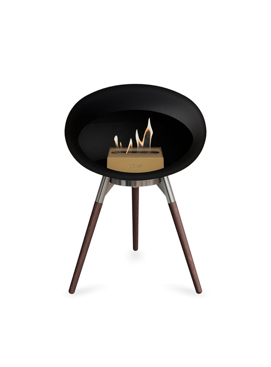 Foyer design Ground Low Dome noir Le Feu : feu pur et look scandinave.