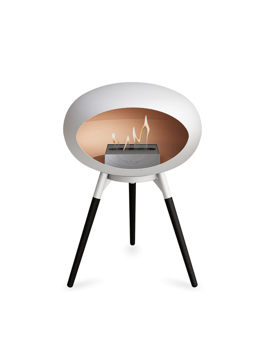 Foyer design Ground Low Dome Le Feu blanc : chaleur douce et esthétique pure.