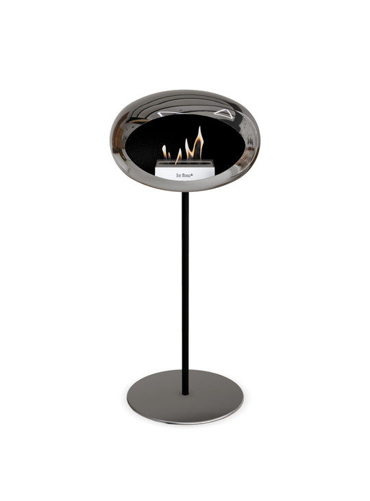 Foyer High Dome Le Feu argent : autoportant, chic et lumineux.