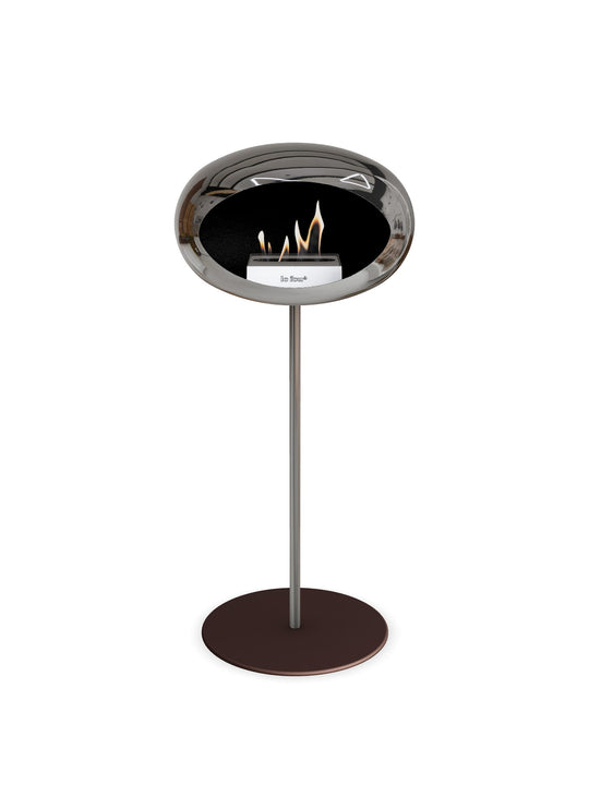 Foyer design High Dome Le Feu : feu pur et allure chromée.