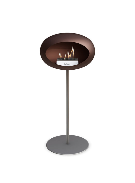 High Dome en Mocca de Le Feu : cheminée autoportante pour soirées feutrées.