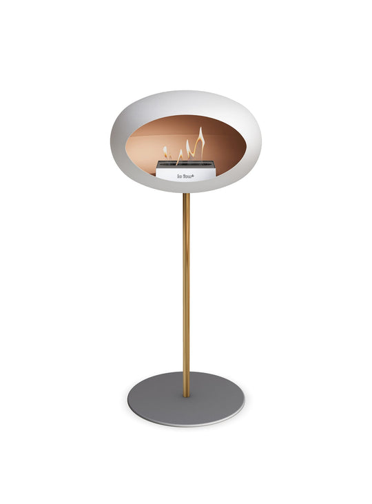 Cheminée autoportante High Dome blanc de Le Feu : design affirmé et raffiné.