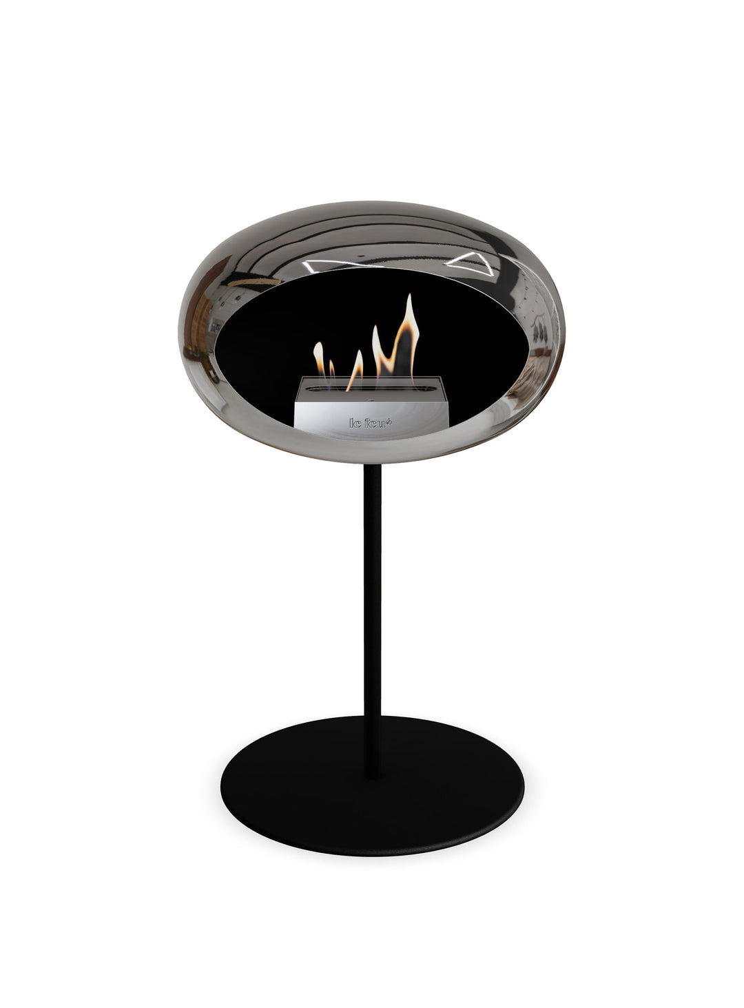 Foyer Low Dome Le Feu argent : design compact et flamme authentique.