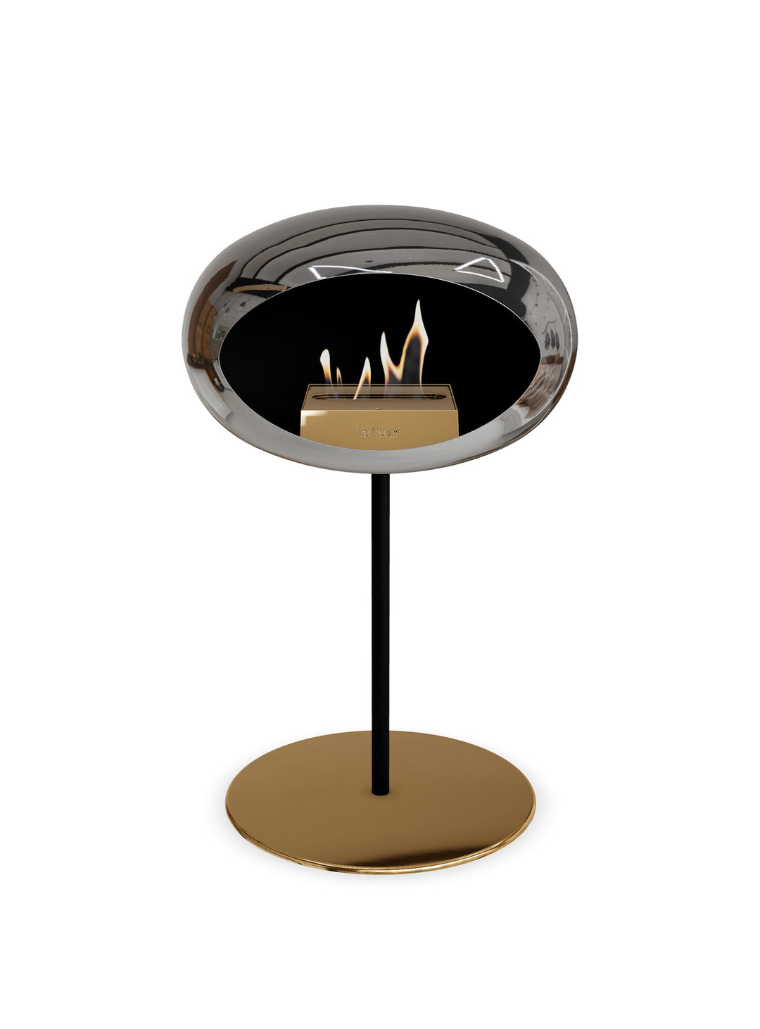 Low Dome en or rose de Le Feu : cheminée autoportante feu moderne.