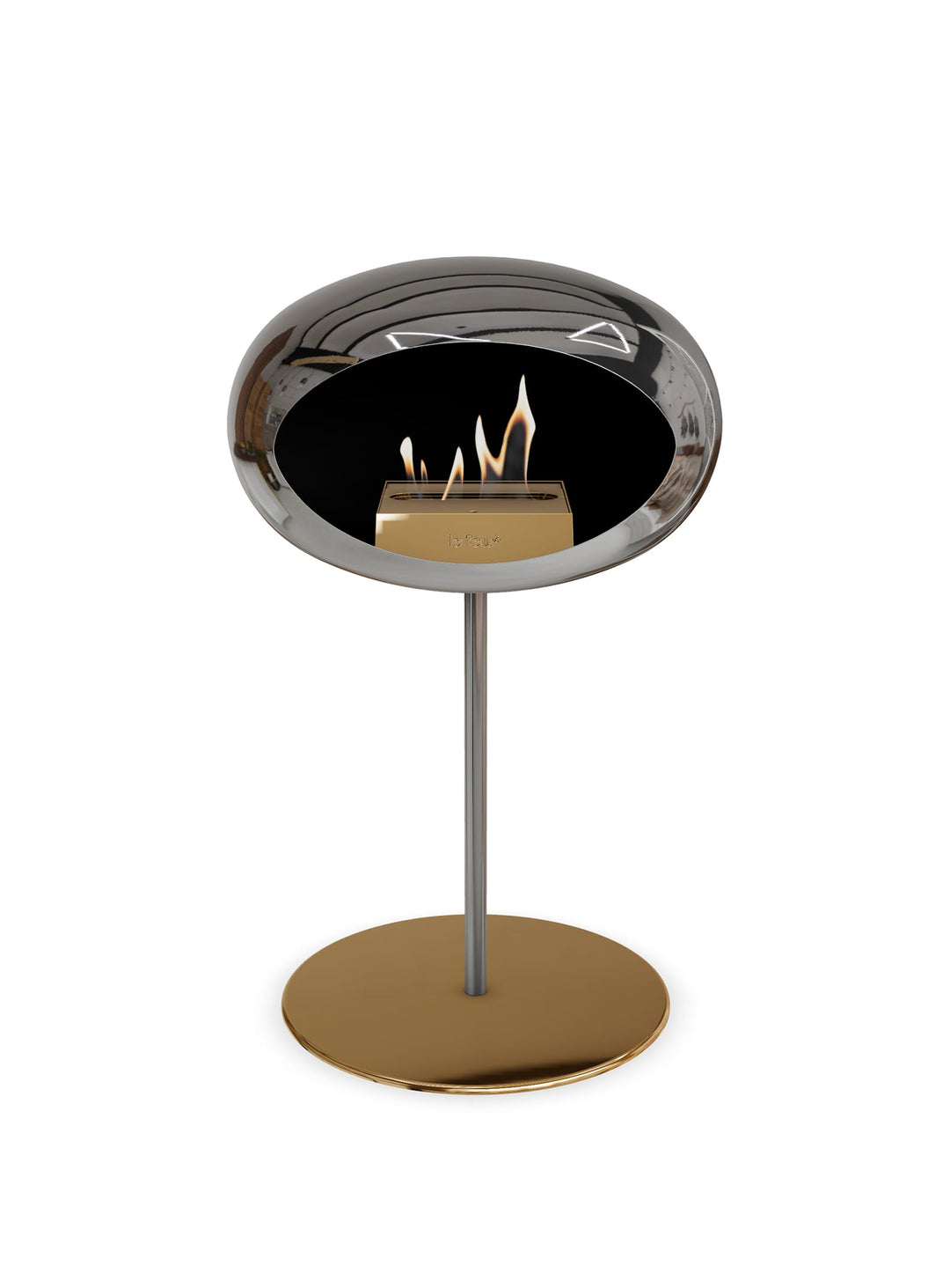 Cheminée autoportante Low Dome en or rose de Le Feu : parfaite loft chic.