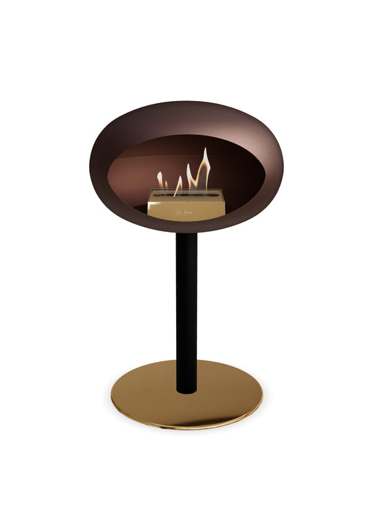 Le Feu Low Dome en Mocca : cheminée autoportante idéale pour loft urbain.