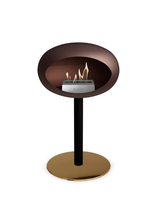 Low Dome en Mocca de Le Feu : cheminée autoportante bioéthanol pratique.