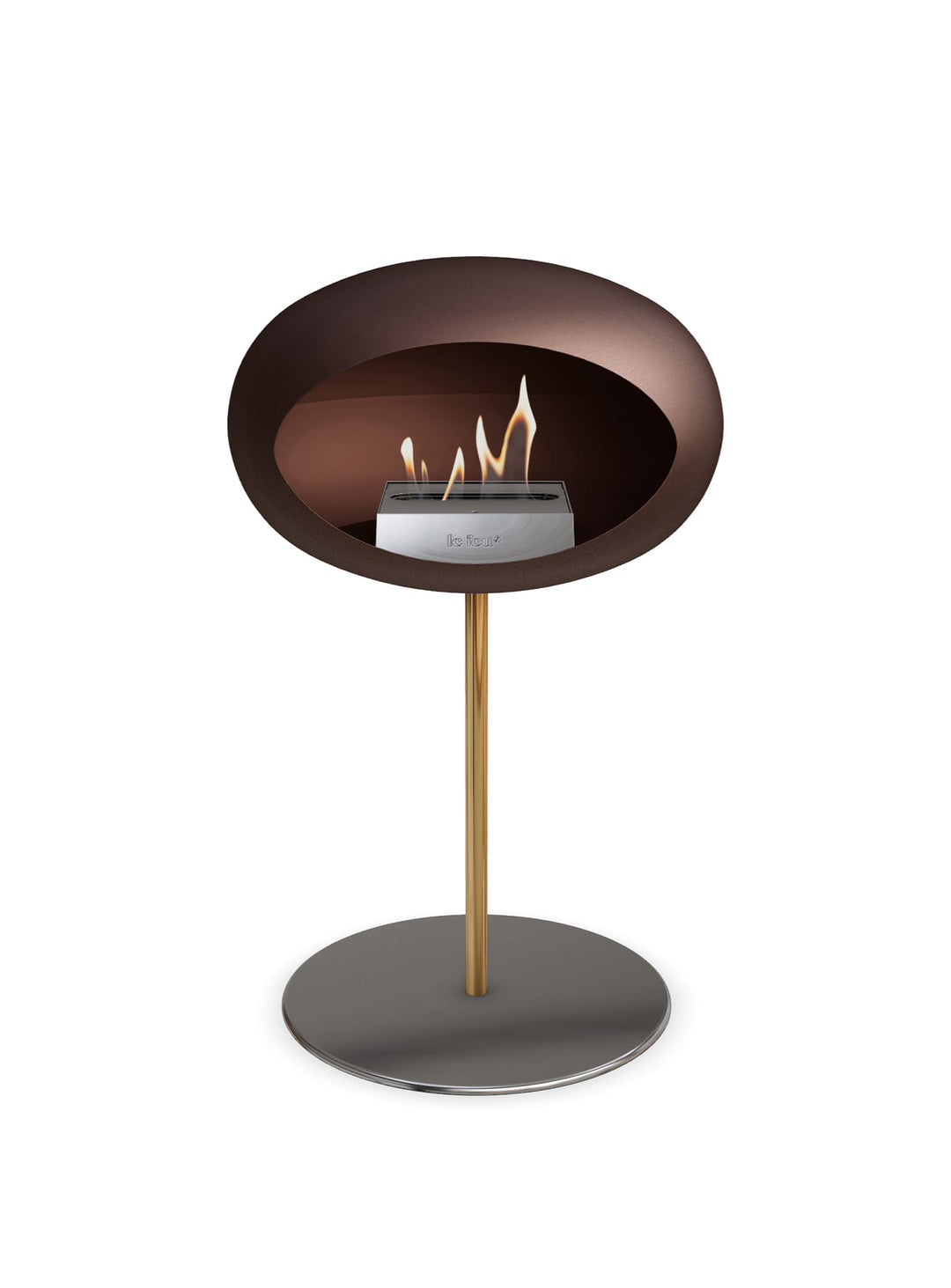 Le Feu Low Dome en Mocca : cheminée autoportante chic et intemporelle.