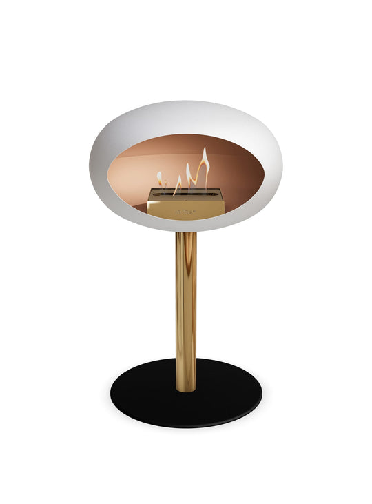 Le Feu Low Dome en blanc : cheminée autoportante chic et raffinée.