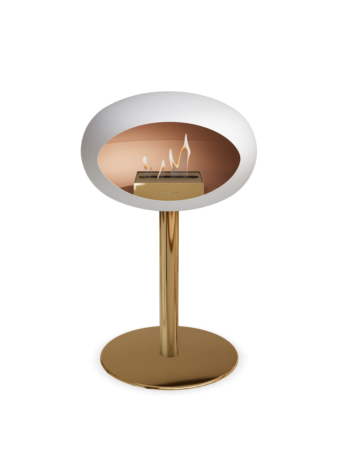 Low Dome en blanc de Le Feu : cheminée autoportante affirmée et chic.