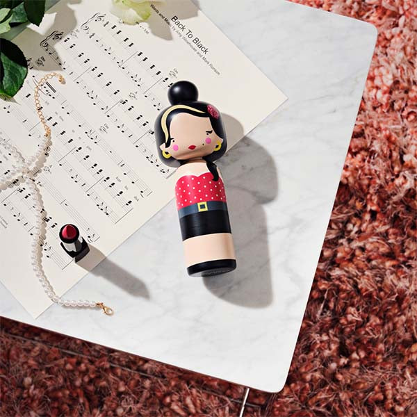 Karl: Wooden figurine - Lucie Kaas – Nüspace