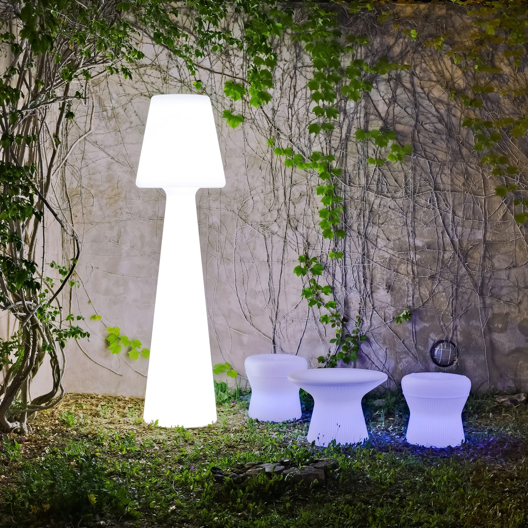 Lola 200: LED floor lamp - Newgarden – Nüspace