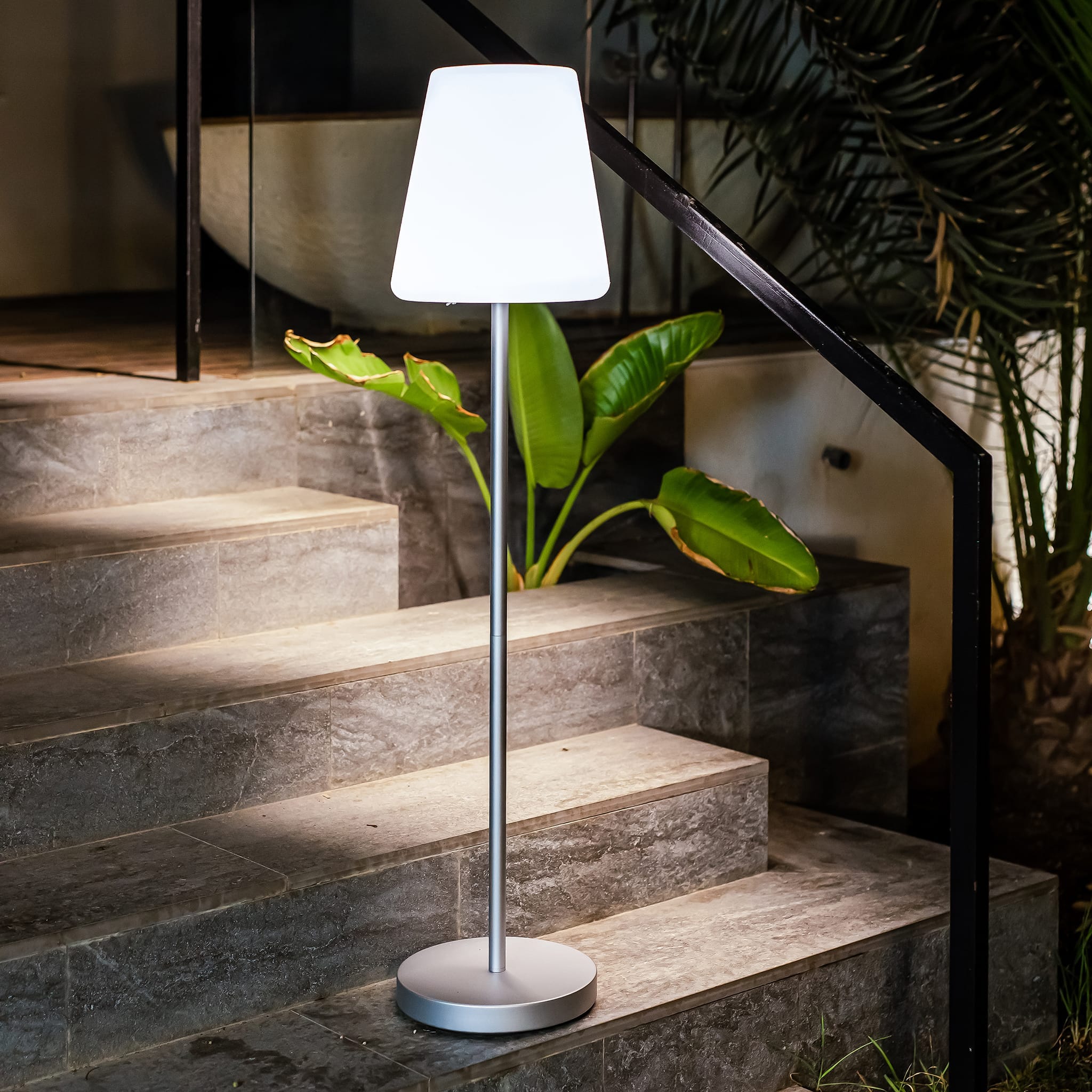 Lola Slim 120: Floor lamp - Newgarden – Nüspace