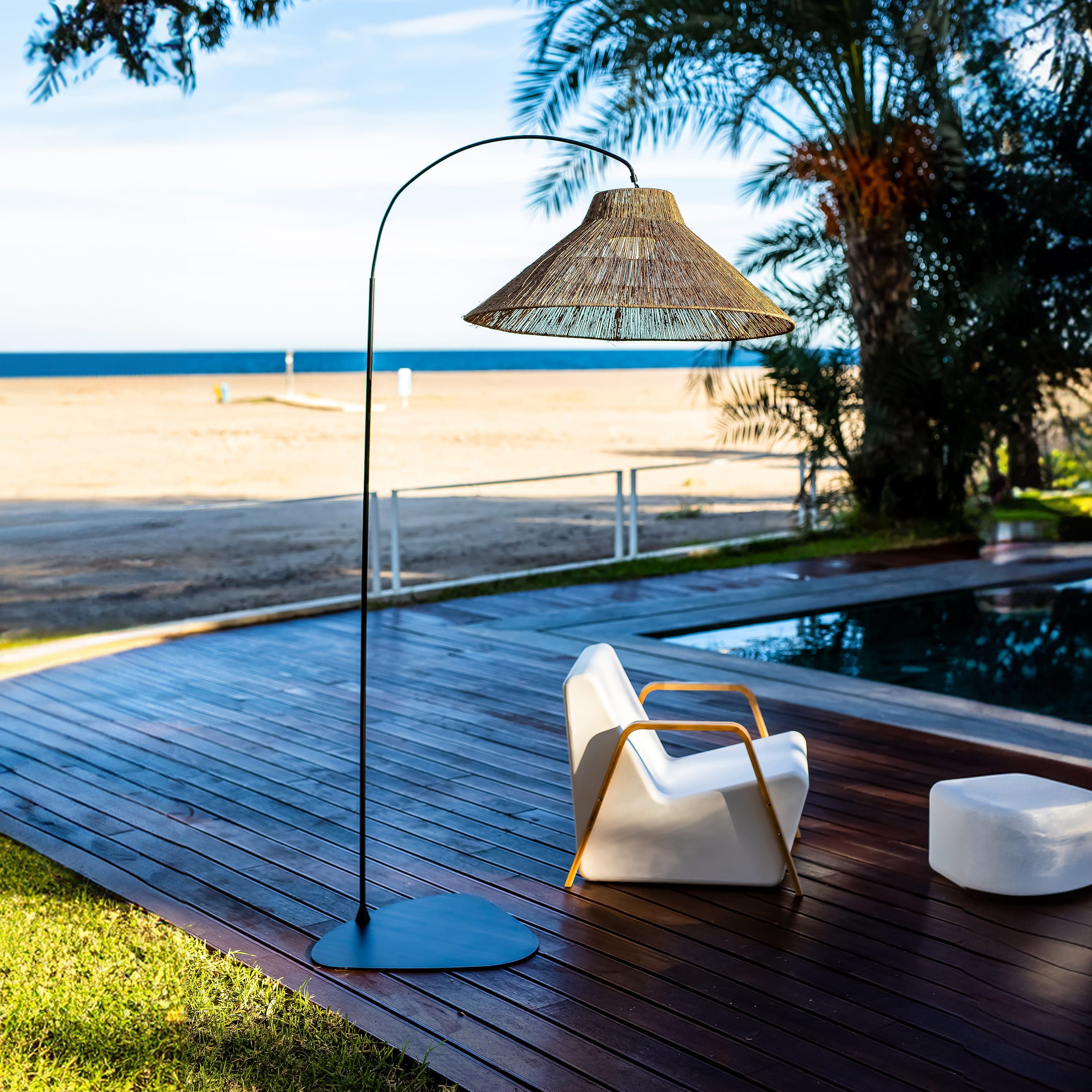 Niza: Floor lamp in two sizes - Newgarden – Nüspace