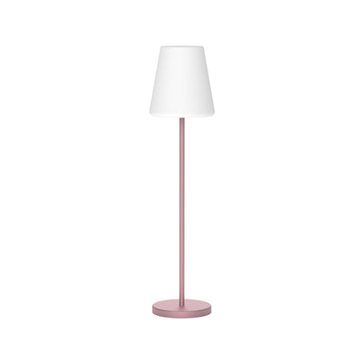 Lola Slim 120 de Newgarden : une lampe sur pied qui va au-delà de la simple source de lumière. Transformez vos espaces intérieurs et extérieurs en des retraites confortables et enchanteresses.