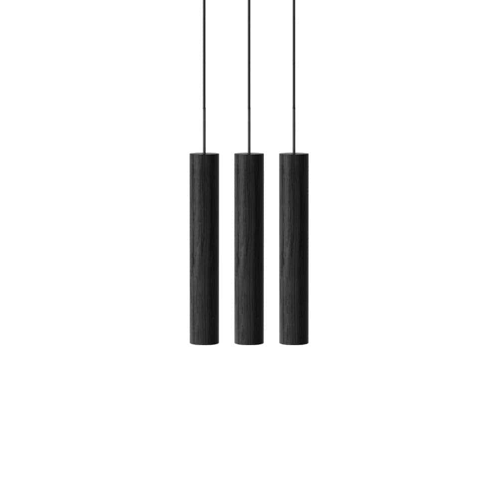 Umage Chimes Cluster 3, lampe suspendue composée de trois spots, en bois, chêne noir