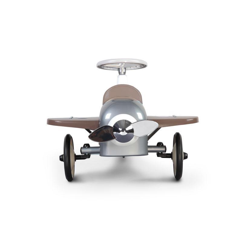 Explorez les premières virées aériennes avec le trotteur avion Speedster de Baghera. Design élégant, véritable direction, sécurité optimale : 1-3 ans, 20 kg, supervision constante recommandée.