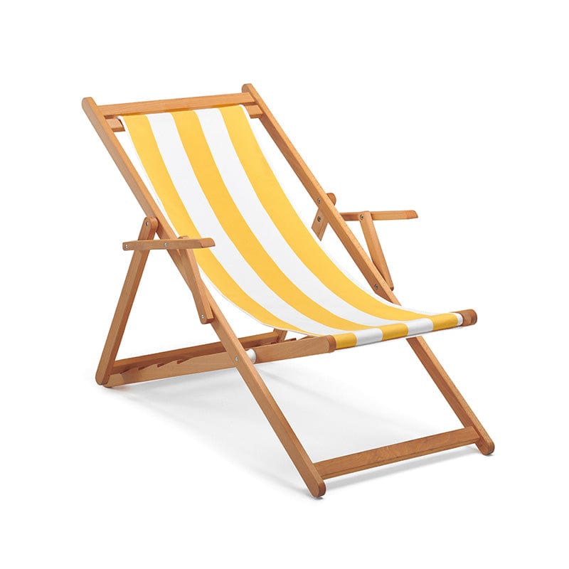 Beppi, chaise d'extérieur avec cadre en bois et assise en tissu par Basil Bangs, marigold