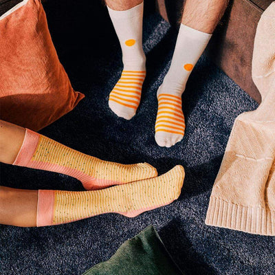 Eat My Socks : Plongez dans l'univers de la mode avec nos bas en forme de plat de ramen à emporter. Confort et fantaisie à la japonaise en un ensemble !