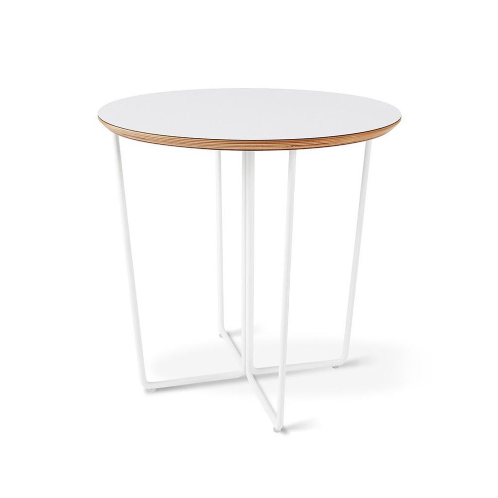 Gus* Modern Array, table d’appoint ronde, en bois et métal, blanc