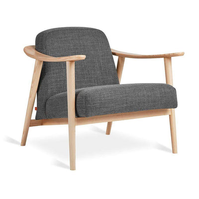 Gus* Modern Baltic, fauteuil confortable avec le choix de la couleur du tissu et du bois, en bois et tissu, andorra pewter / frêne