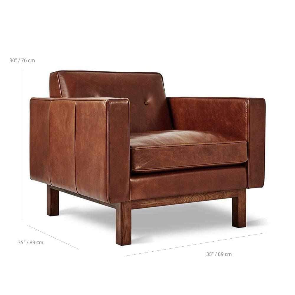 Gus* Modern Embassy, fauteuil imposant et confortable, en bois et cuir, dimensions