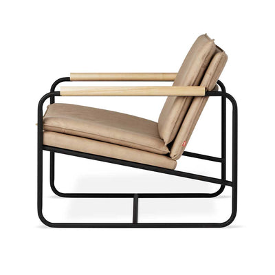 Gus* Modern Kelso, fauteuil, en métal et nubuck, lariat savannah, frêne