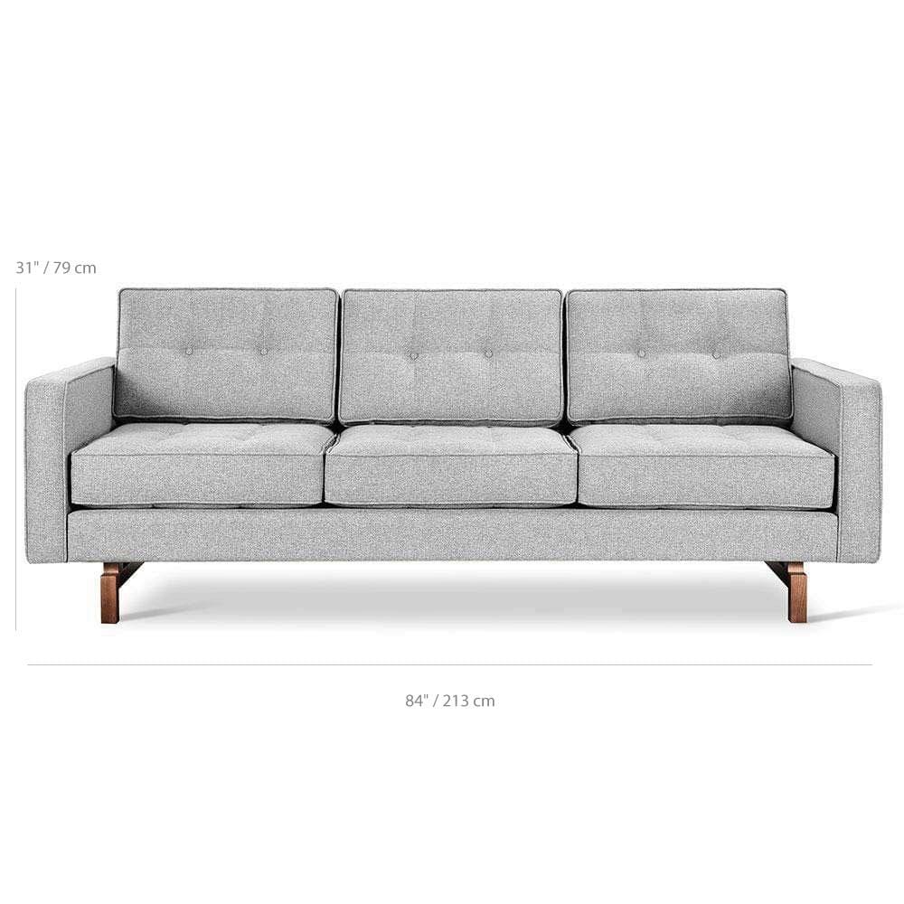 Gus* Modern Jane 2, sofa 3 places, en bois et tissu, dimensions