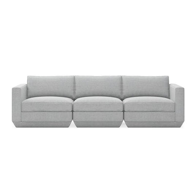 Gus* Modern Podium 3, sofa 3 places, en bois et tissu, bayview silver