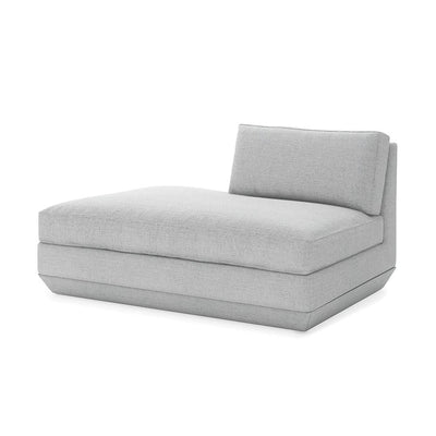 Gus* Modern Podium, modules pour sofa à créer soi-même, en bois et tissu, lounge gauche, bayview silver