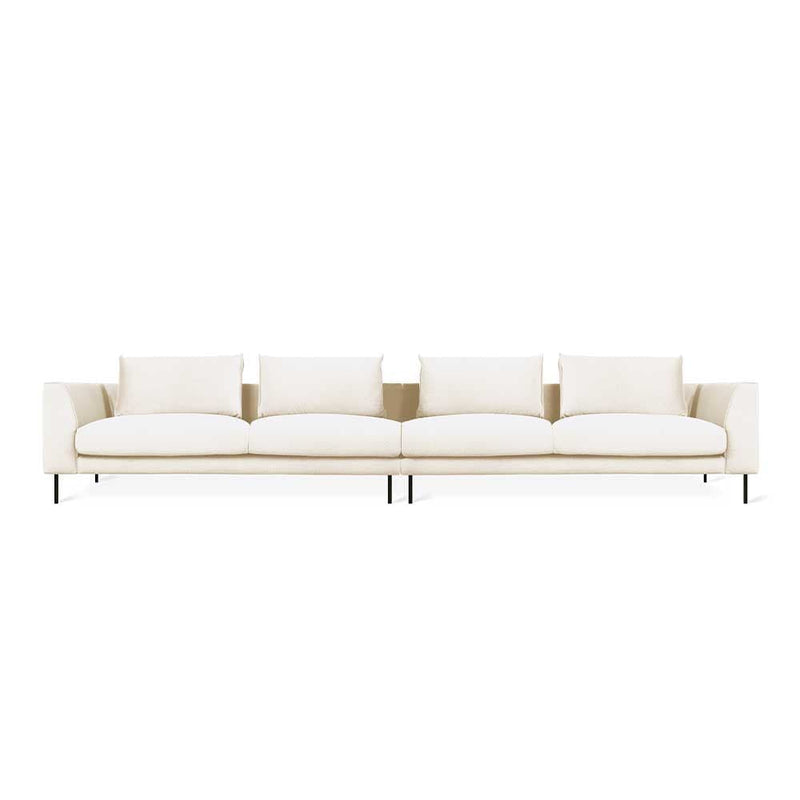 Gus* Modern Renfrew XL, sofa de grande taille, en tissu et métal, merino cream