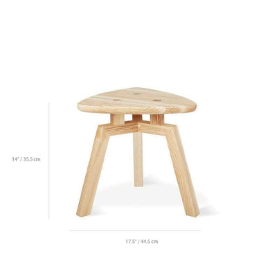 Gus* Modern Solana, table d’appoint en forme de triangle, en bois, dimensions
